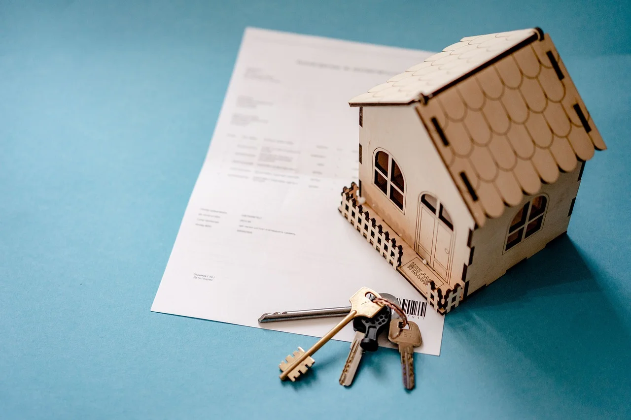 Florida Security Deposit Deductions: What Tampa Landlords Can & Can't Charge For